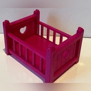 Lil Woodzeez Fuchsia Heart Bed Crib doll house cake topper dollhouse diorama toy